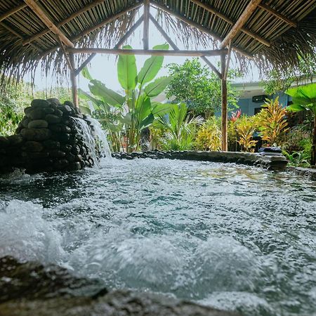 Oasis Diverse Adult Retreat 케포스 외부 사진
