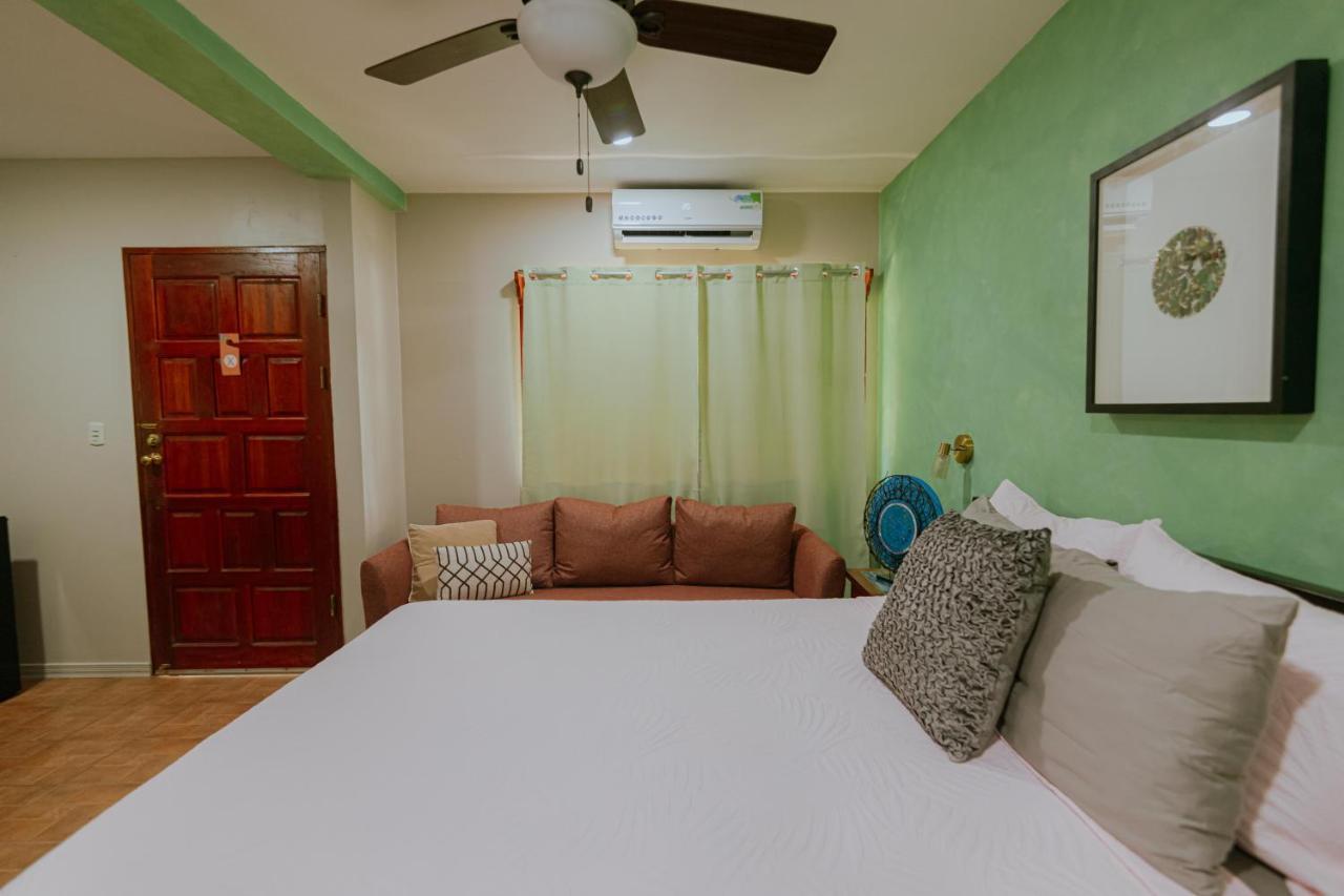 Oasis Diverse Adult Retreat 케포스 외부 사진