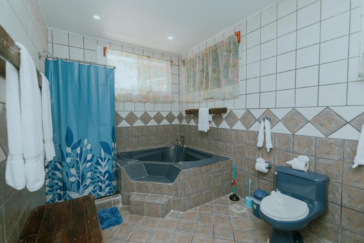 Oasis Diverse Adult Retreat 케포스 외부 사진