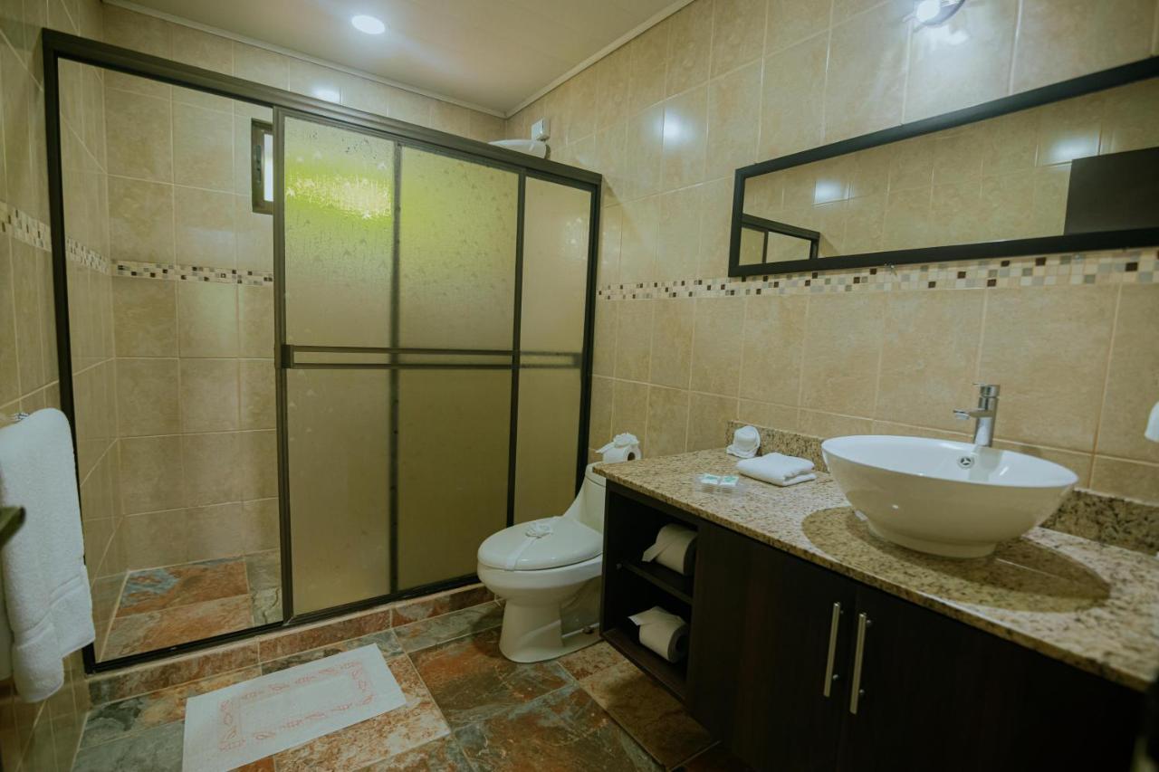Oasis Diverse Adult Retreat 케포스 외부 사진