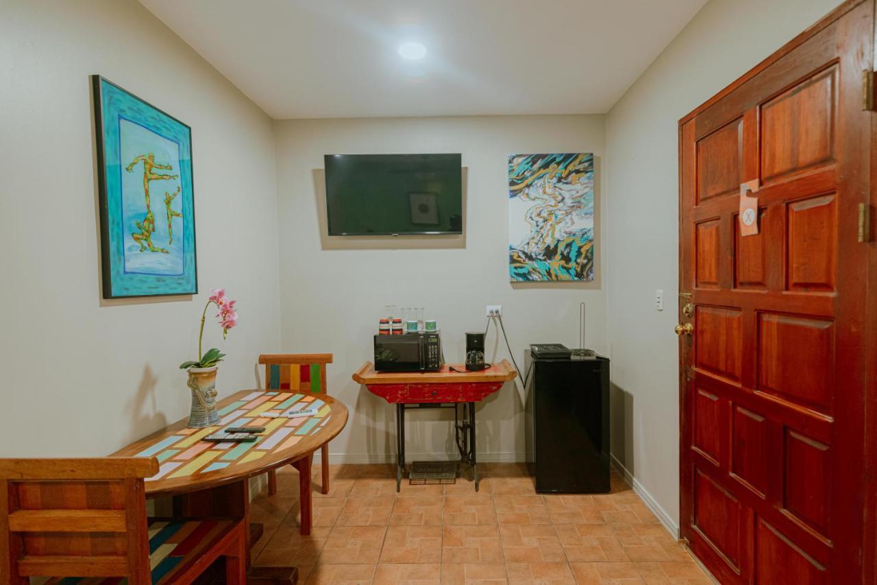 Oasis Diverse Adult Retreat 케포스 외부 사진