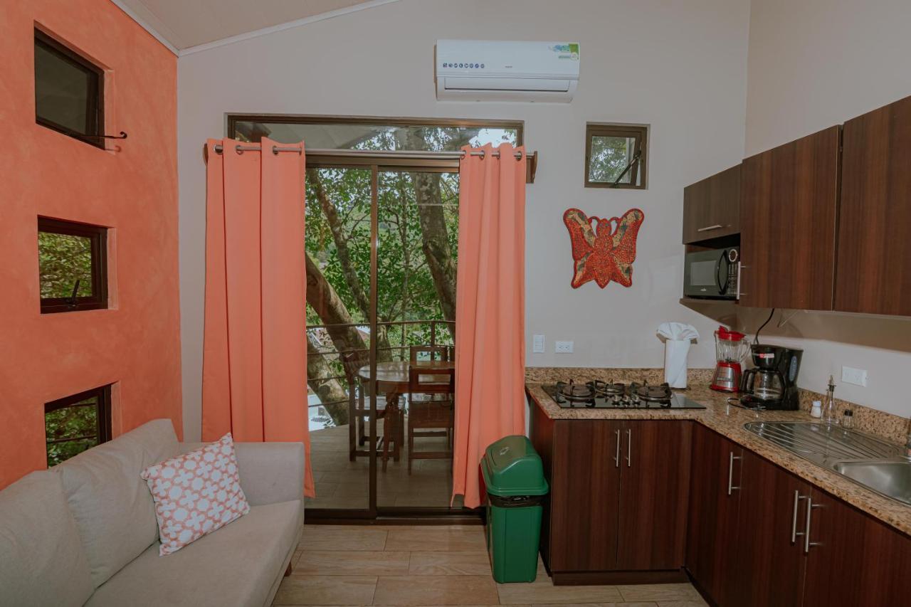 Oasis Diverse Adult Retreat 케포스 외부 사진