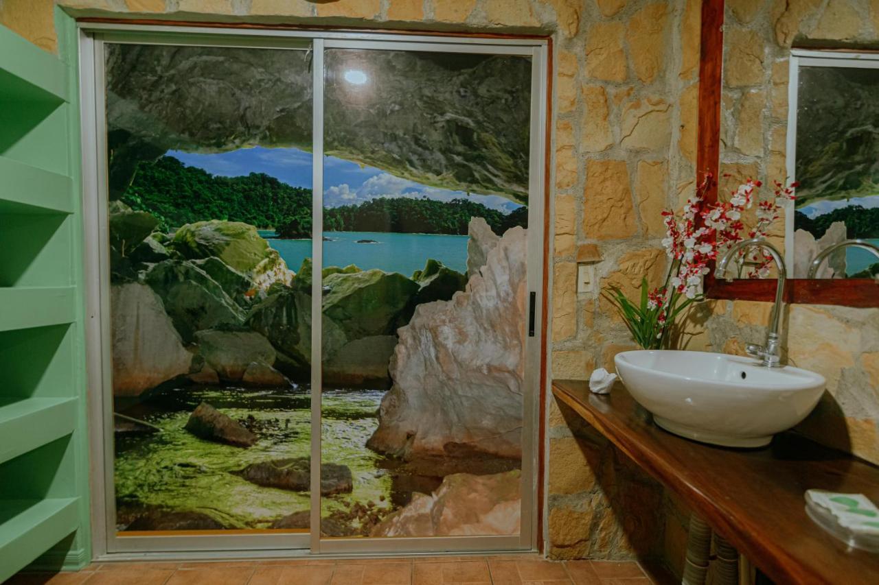 Oasis Diverse Adult Retreat 케포스 외부 사진