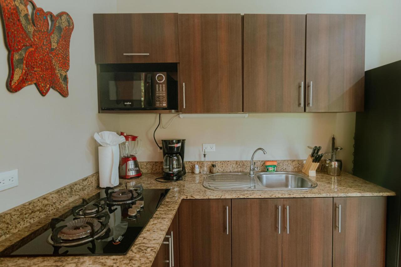 Oasis Diverse Adult Retreat 케포스 외부 사진