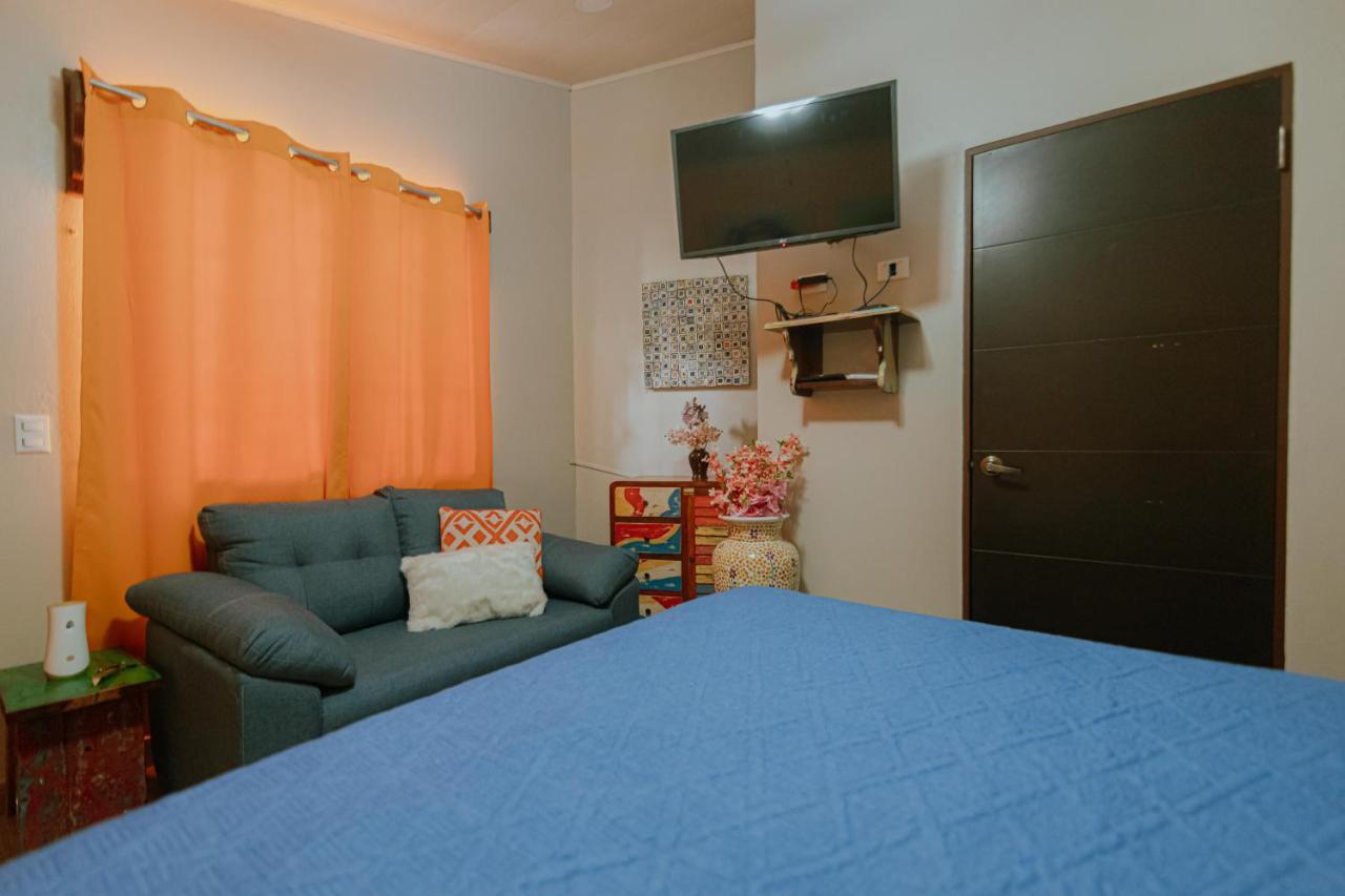 Oasis Diverse Adult Retreat 케포스 외부 사진