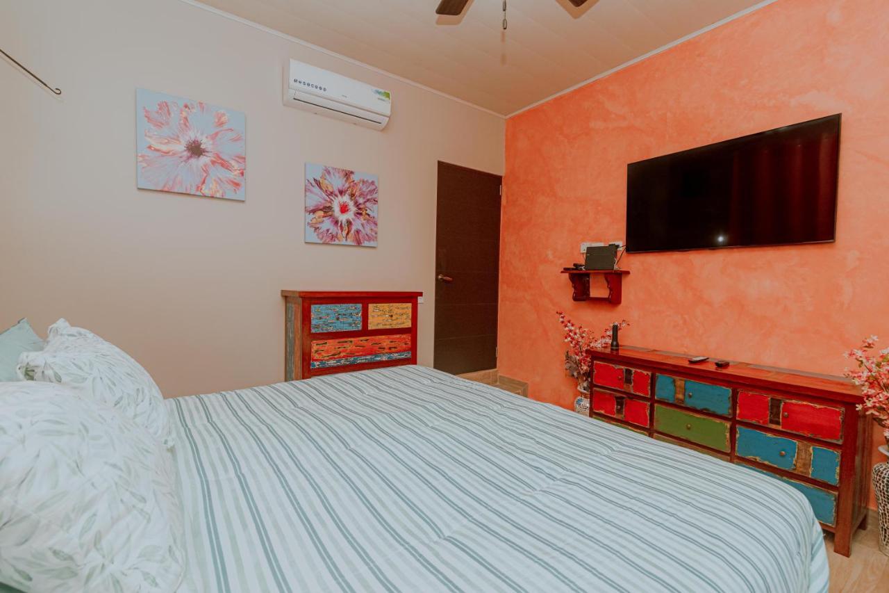 Oasis Diverse Adult Retreat 케포스 외부 사진