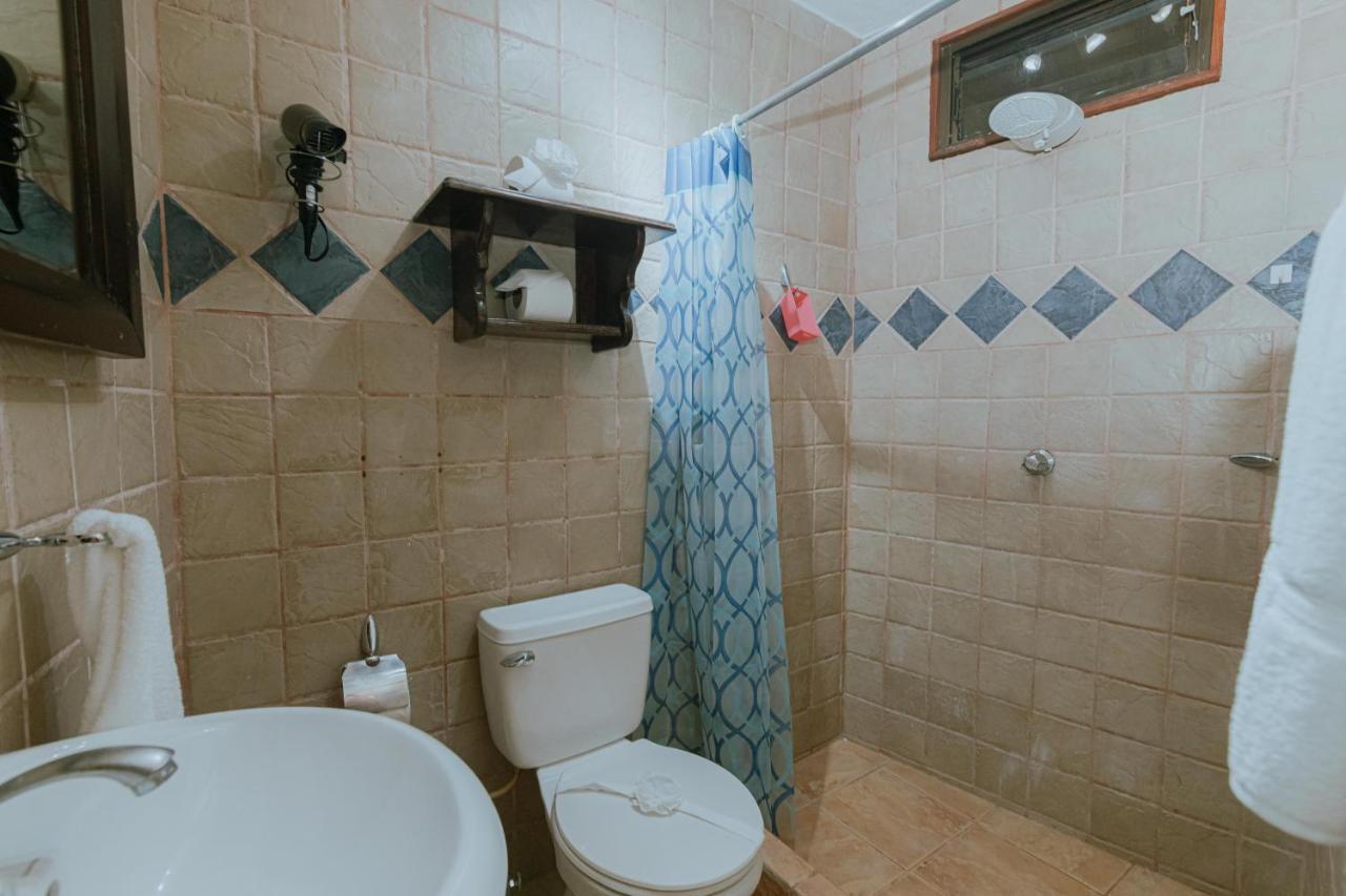 Oasis Diverse Adult Retreat 케포스 외부 사진