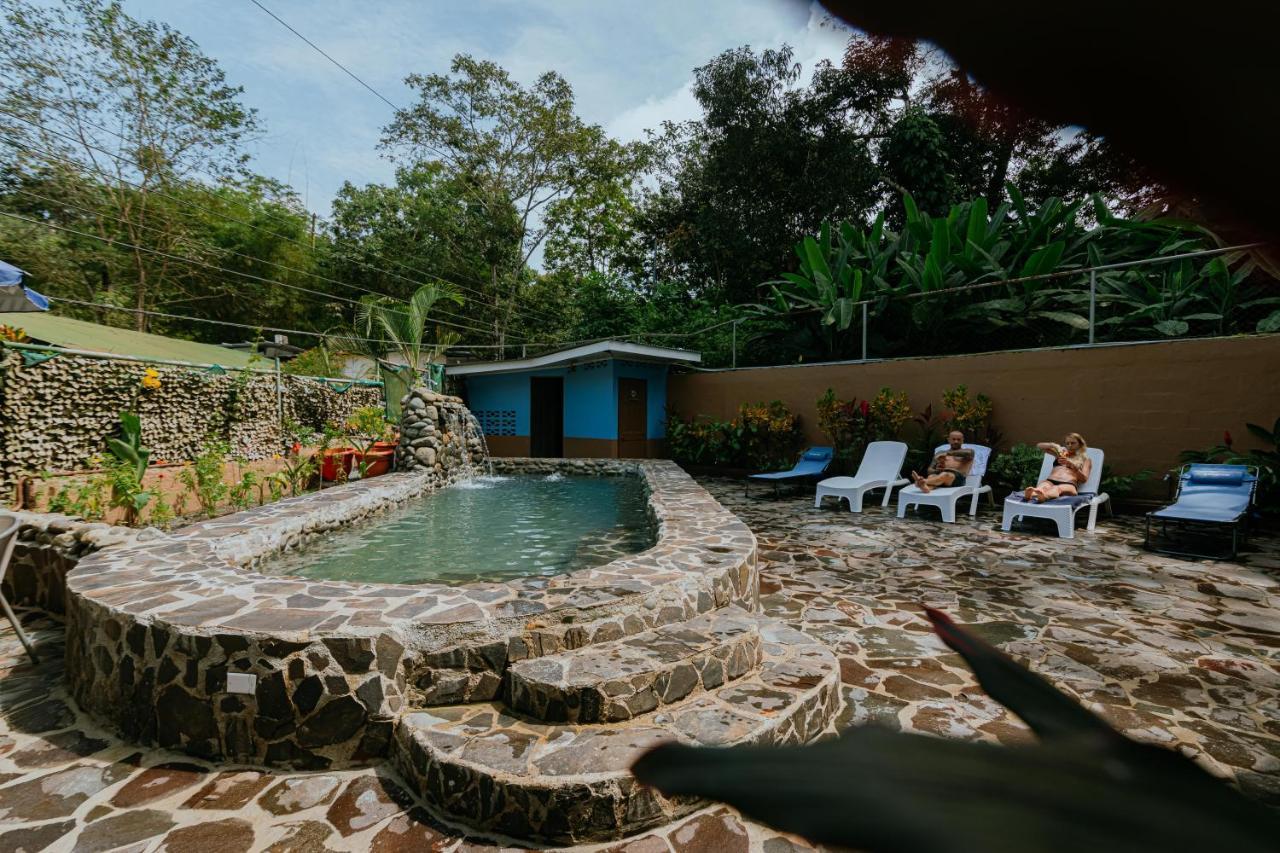 Oasis Diverse Adult Retreat 케포스 외부 사진